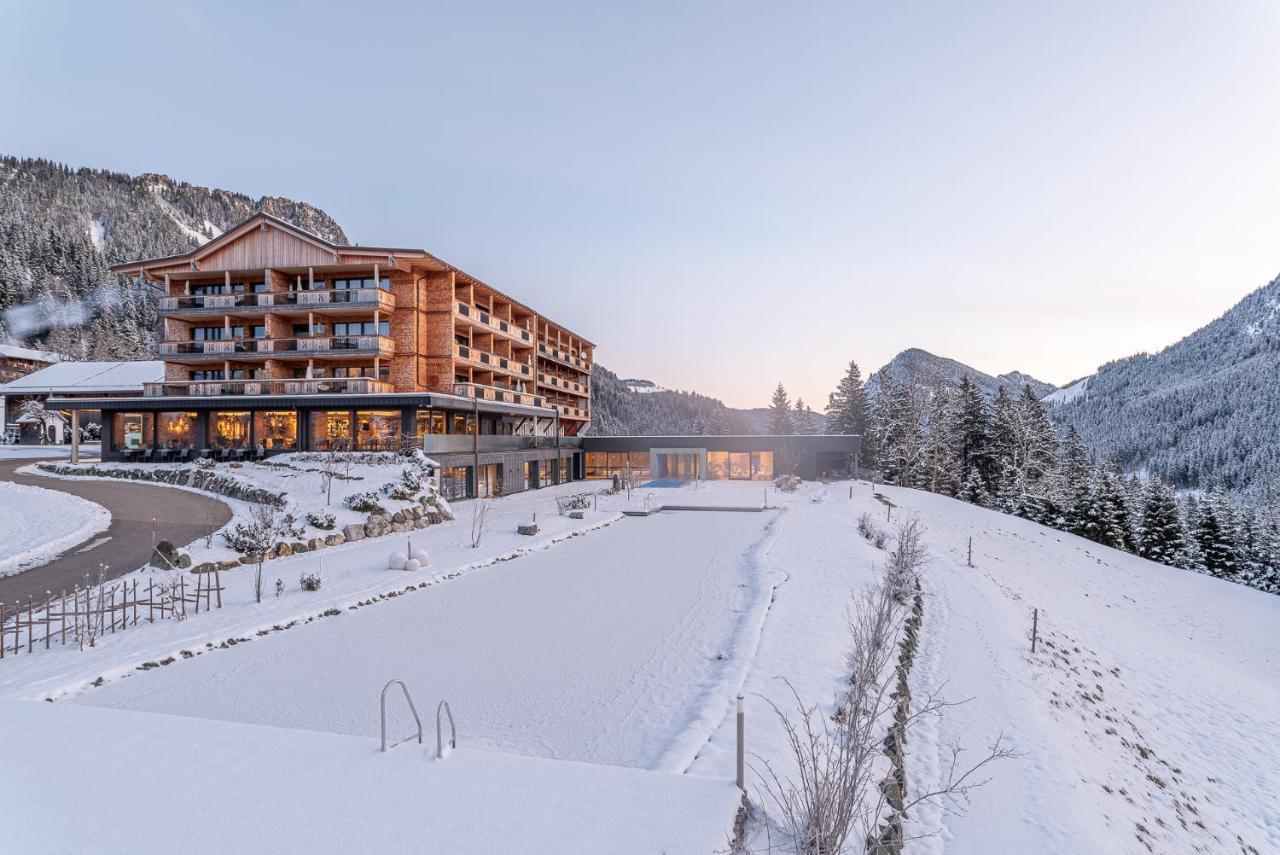 Ruhehotel & Naturresort Rehbach - Adults Only Schattwald Exterior foto