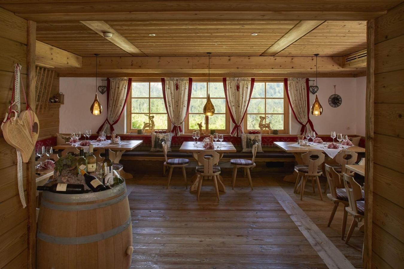 Ruhehotel & Naturresort Rehbach - Adults Only Schattwald Exterior foto